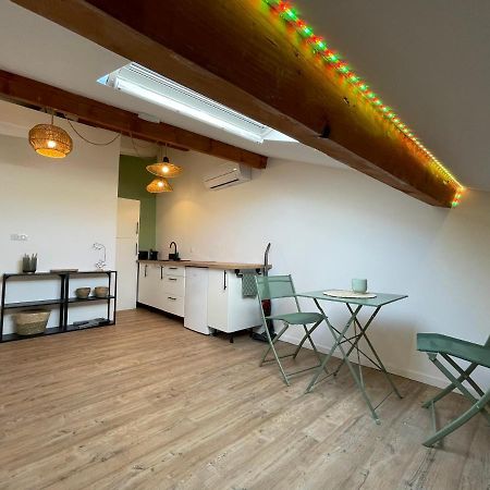 Chaleureux Studio Mansarde - Coeur De Ville De Sète Buitenkant foto