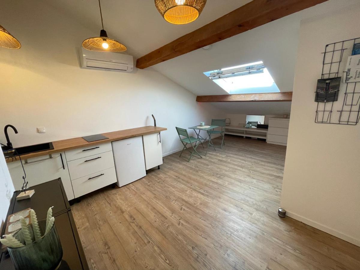 Chaleureux Studio Mansarde - Coeur De Ville De Sète Buitenkant foto