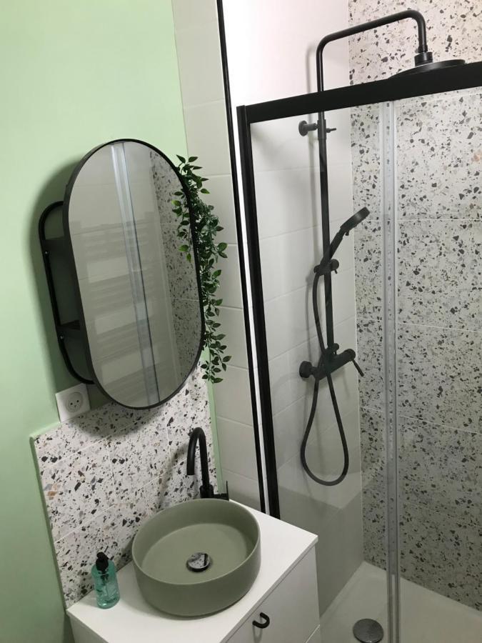 Chaleureux Studio Mansarde - Coeur De Ville De Sète Buitenkant foto