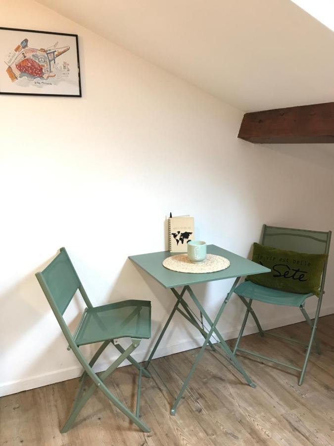 Chaleureux Studio Mansarde - Coeur De Ville De Sète Buitenkant foto